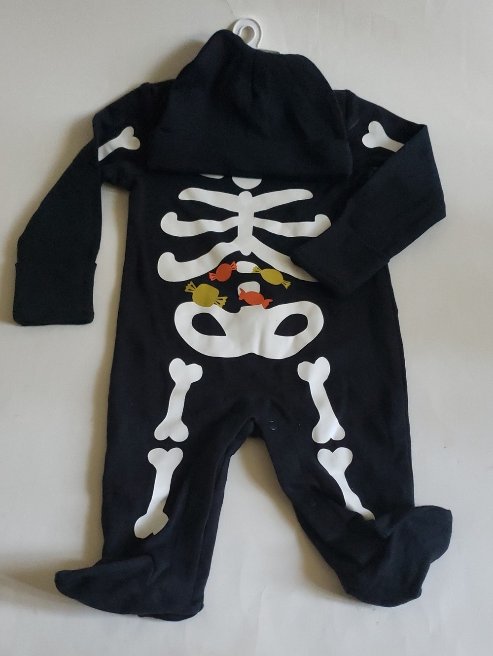 NWT Carter’s Halloween 3M 2-Pack Bundle Skeleton & Jack-O-Lantern Sleepers - Picture 2 of 9
